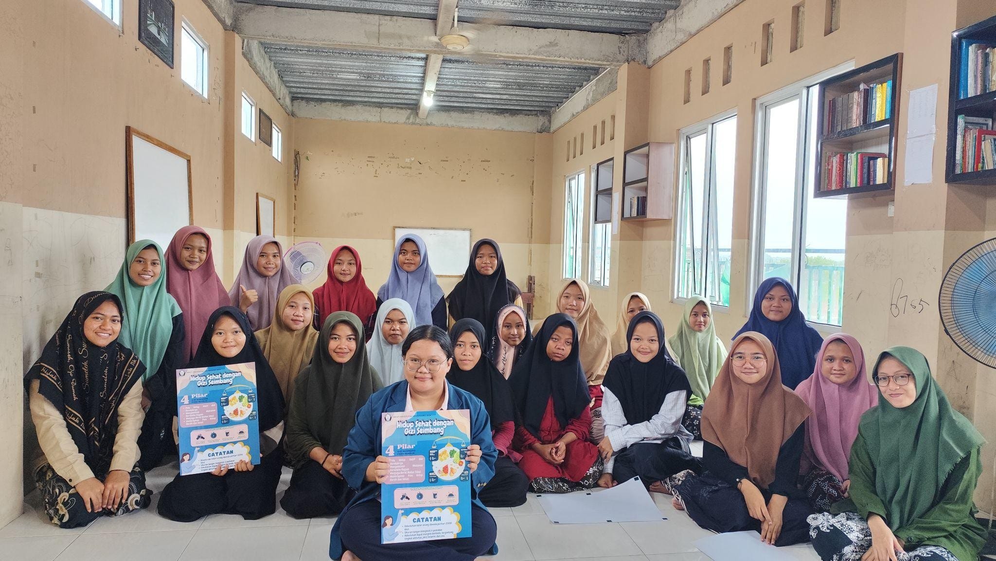 Hidup Sehat, Masa Depan Cerah: Mahasiswa KKNT UNDIP Edukasi Pentingnya Gizi Seimbang untuk Remaja  1 Hidup Sehat, Masa Depan Cerah: Mahasiswa KKNT UNDIP Edukasi Pentingnya Gizi Seimbang untuk Remaja