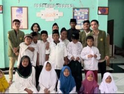 Pancasila Bukan Sekadar Kata: Kunjungan Edukatif Mahasiswa UPN “Veteran” Jawa Timur di Panti Asuhan Al-Bisri 10 Pancasila Bukan Sekadar Kata: Kunjungan Edukatif Mahasiswa UPN “Veteran” Jawa Timur di Panti Asuhan Al-Bisri