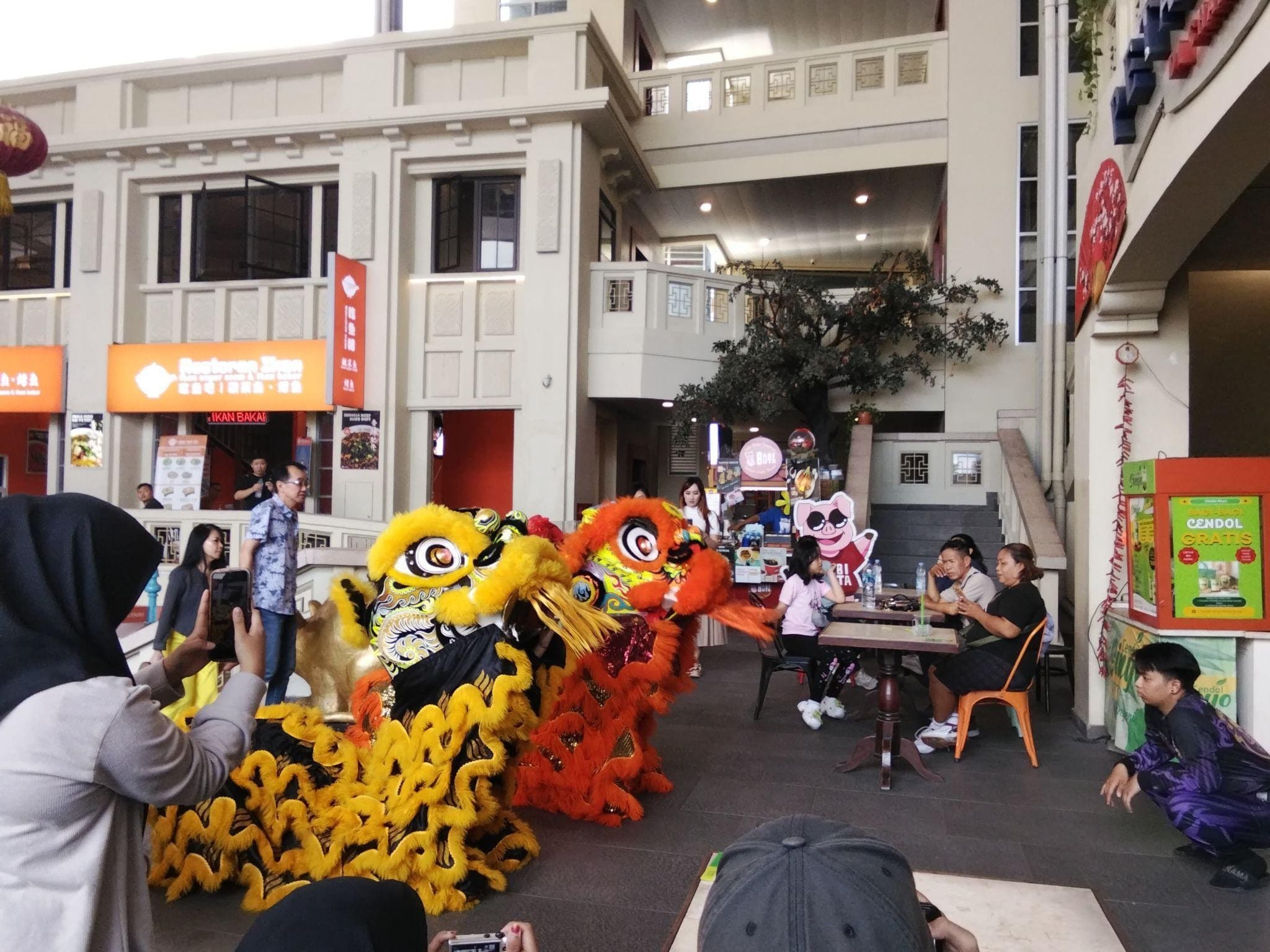 Mahasiswa Universitas Mercu Buana Jakarta Melakukan Kunjungan ke Pecinan Glodok: Kreativitas dalam Penerapan Nilai Pancasila