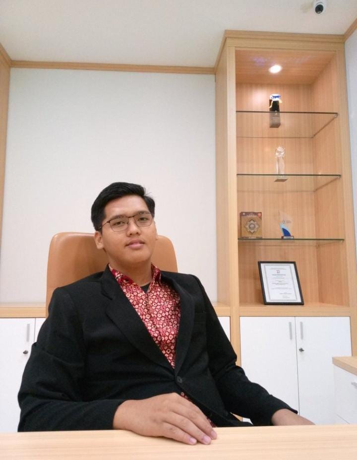 Analisis Perbandingan Produk Tabungan Bank Syariah dan Konvensional 2 Analisis Perbandingan Produk Tabungan Bank Syariah dan Konvensional