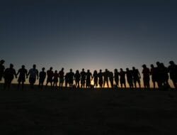 If you’re wondering how to build a good and healthy relationship, you have to do these steps!