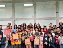 Mahasiswa KKN-T Undip Ajak Anak-anak Desa Sukorejo Belajar Bahasa Inggris Lewat Permainan Edukatif