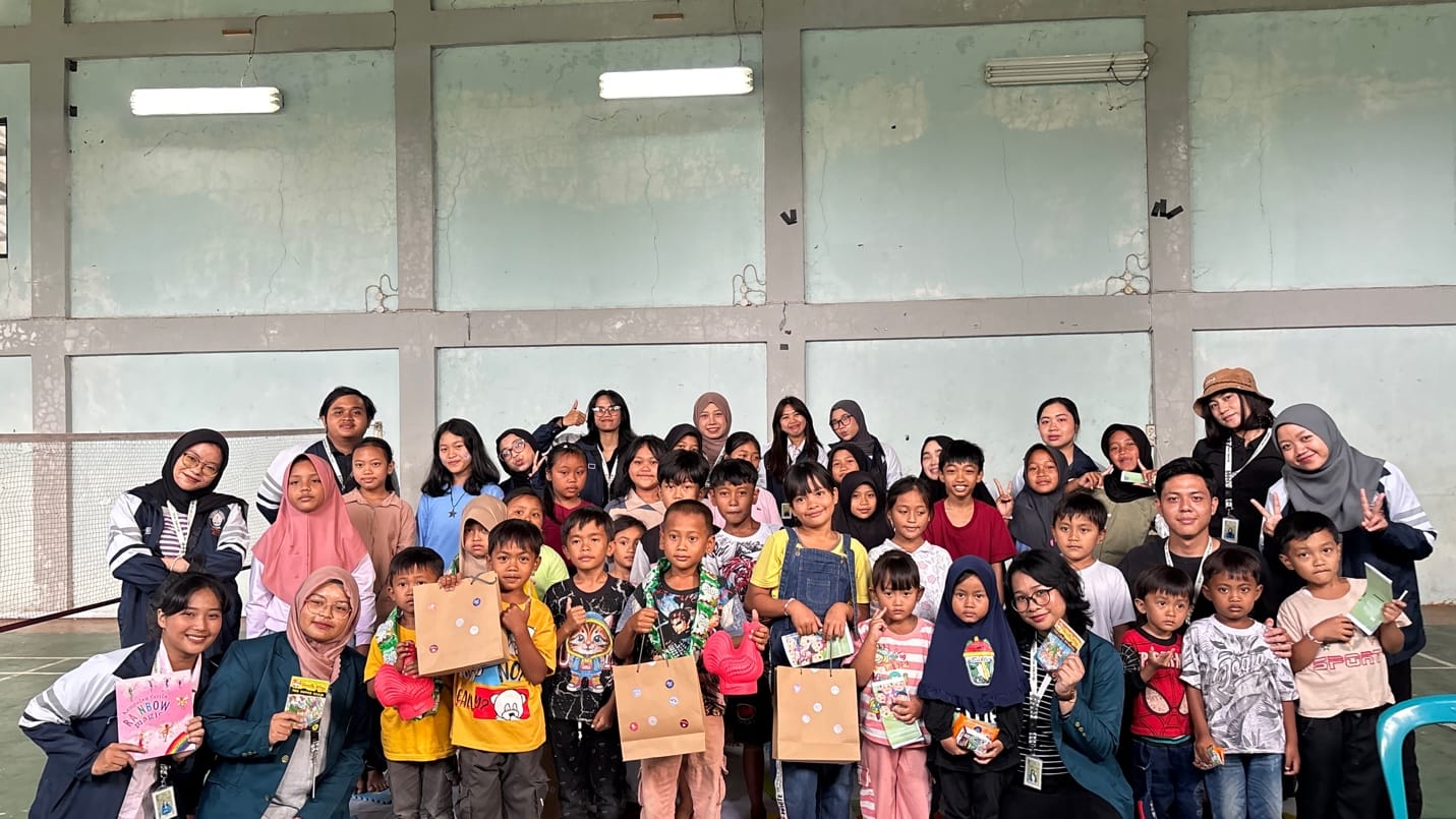 Mahasiswa KKN-T Undip Ajak Anak-anak Desa Sukorejo Belajar Bahasa Inggris Lewat Permainan Edukatif