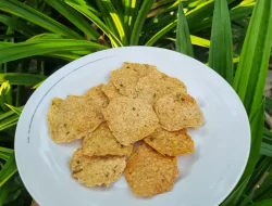 Ubah Ampas jadi Emas, Mahasiswa KKN Undip Ajak Masyarakat untuk Mengolah Keripik dari Ampas Tahu