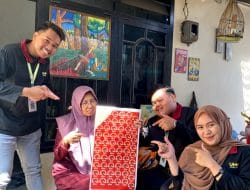 Penguatan Insight dan Kapasitas Bisnis UMKM “Kampung Pastry” di Desa Tempeh Lor Lumajang, melalui Edukasi Promosi dan Pendampingan Sosial Media Digital Oleh Mahasiswa PMM UMM