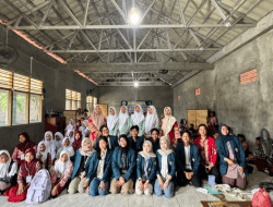 Kenalkan Ecoenzym, Mahasiswa KKN UNDIP Ajak Siswa MTS Miftahul Ulum Tanamkan Kesadaran Lingkungan Lewat Praktik Pembuatan Ecoenzym