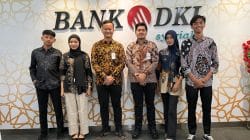 Mahasiswa Jalani Magang di Bank DKI Syariah KC Semarang: Wujud Penerapan Ilmu Perbankan Syariah di Dunia Nyata 8 WhatsApp Image 2025-10-21 at 19.57.05