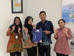 MAHASISWA UNIVERSITAS PGRI SEMARANG (UPGRIS) PEROLEH PENGALAMAN PROFESIONAL DI BANK SYARIAH INDONESIA AREA SEMARANG KOTA 26 MAHASISWA UNIVERSITAS PGRI SEMARANG (UPGRIS) PEROLEH PENGALAMAN PROFESIONAL DI BANK SYARIAH INDONESIA AREA SEMARANG KOTA