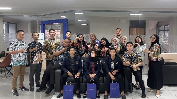 Mahasiswa UPGRIS Kembangkan Kompetensi Melalui Magang di Bank BRI KC Ahmad Yani 2 Mahasiswa UPGRIS Kembangkan Kompetensi Melalui Magang di Bank BRI KC Ahmad Yani