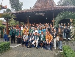 Preserving Cultural Heritage through Eco-Friendly Innovation: A Gimpse into Batik Giriloyo, Yogyakarta