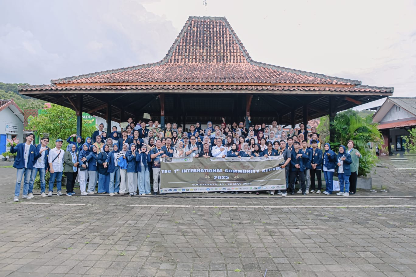 Mengenal UMKM Wedang Uwuh di Bantul: Peluang dan Inovasi Bersama Mahasiswa Universitas PGRI Semarang 3 Mengenal UMKM Wedang Uwuh di Bantul: Peluang dan Inovasi Bersama Mahasiswa Universitas PGRI Semarang