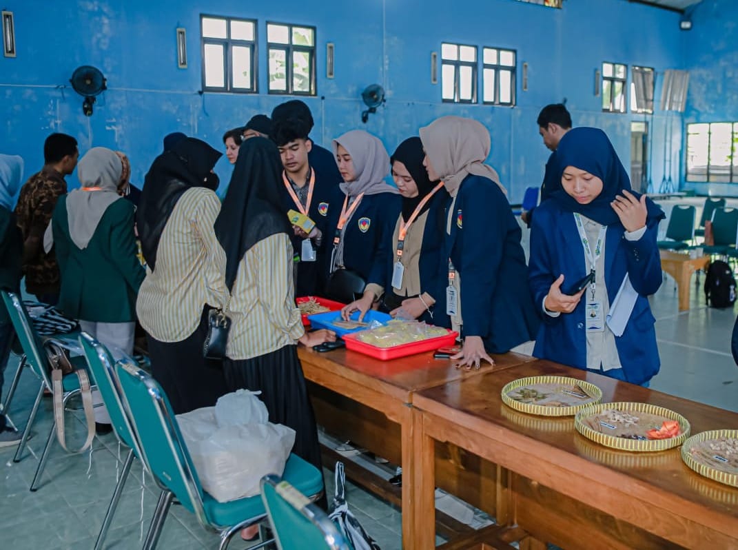 Mengenal UMKM Wedang Uwuh di Bantul: Peluang dan Inovasi Bersama Mahasiswa Universitas PGRI Semarang 2 Mengenal UMKM Wedang Uwuh di Bantul: Peluang dan Inovasi Bersama Mahasiswa Universitas PGRI Semarang