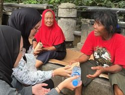 Mahasiswa PGPAUD UNY Luncurkan Program “Food For Good” untuk Mendukung SDGs 2 dan SDGs 1 Melalui Aksi Penyaluran Makanan kepada Warga yang Membutuhkan di Sekitar Kampus