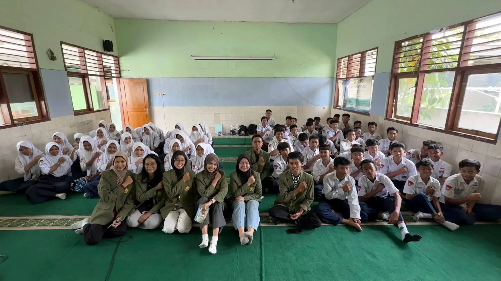 Mahasiswa UPN “Veteran” Jawa Timur Gelar Pengabdian Moderasi Beragama: Angkat Tema Menyatukan Keberagaman, Merawat Kebinekaan 1 Mahasiswa UPN “Veteran” Jawa Timur Gelar Pengabdian Moderasi Beragama: Angkat Tema Menyatukan Keberagaman, Merawat Kebinekaan