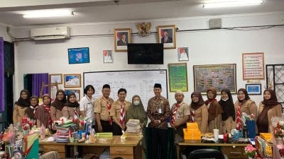 Mahasiswa FKIP UHAMKA Selami Dunia Keguruan di SMAN 9 Jakarta