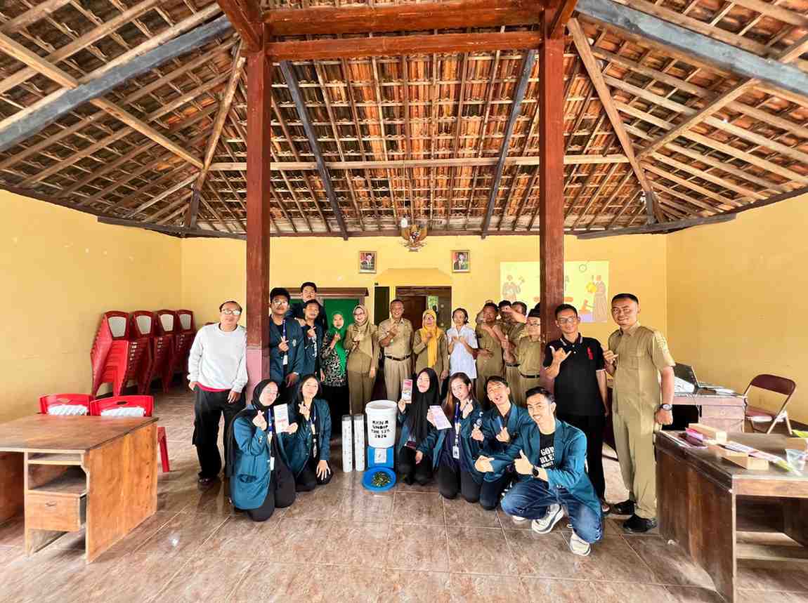 Rancang Bangun Alat Pencacah Sampah Organik, Mahasiswa KKN-R UNDIP Dorong Pengelolaan Lingkungan Desa Kerjo Kidul