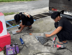Buat Biochar dari Sekam Padi, Mahasiswa Teknik Mesin UNDIP Hadirkan Solusi Inovatif Pengelolaan Limbah Pertanian di Rumah Tangga di Desa Jabung