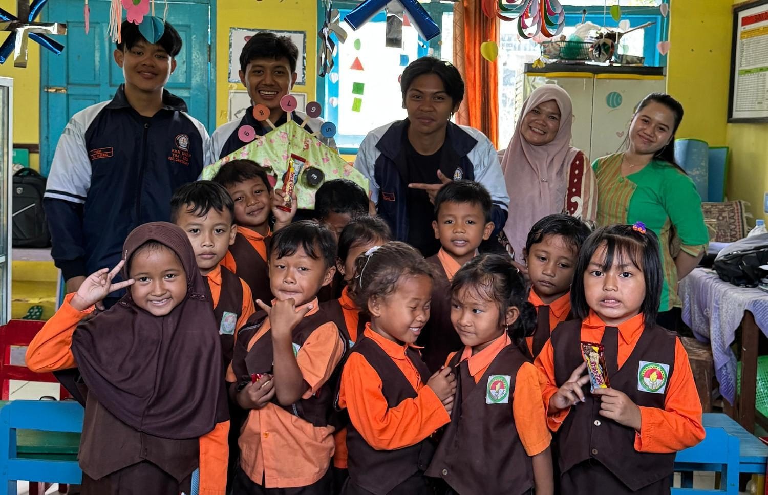 Tingkatkan Kemampuan Berhitung Anak Usia Dini, Mahasiswa KKN UNDIP Ajarkan Penjumlahan dengan Kincir Angka di TK Pertiwi Jabung