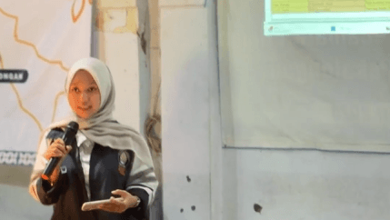 Mahasiswa KKN UNDIP Lakukan Pendataan dan Pengelolaan Sektor Pemasukan sebagai Dasar Informasi Keuangan Desa Babalan Lor 1 Mahasiswa KKN UNDIP Lakukan Pendataan dan Pengelolaan Sektor Pemasukan sebagai Dasar Informasi Keuangan Desa Babalan Lor