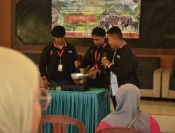 Kreativitas Mahasiswa KKN UMM, Kopi Lokal Disulap Menjadi Sabun Bernilai Ekonomi di Desa Argotirto