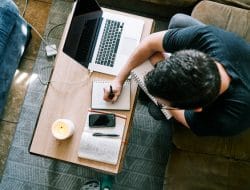Kenapa Gen Z Tidak Mau Kerja Kantoran Seumur Hidup?