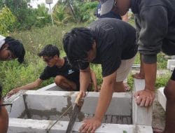 Mahasiswa KKN UNS 181.2 Kenalkan Teknologi Rocket Stove Hemat Energi di Desa Timpag