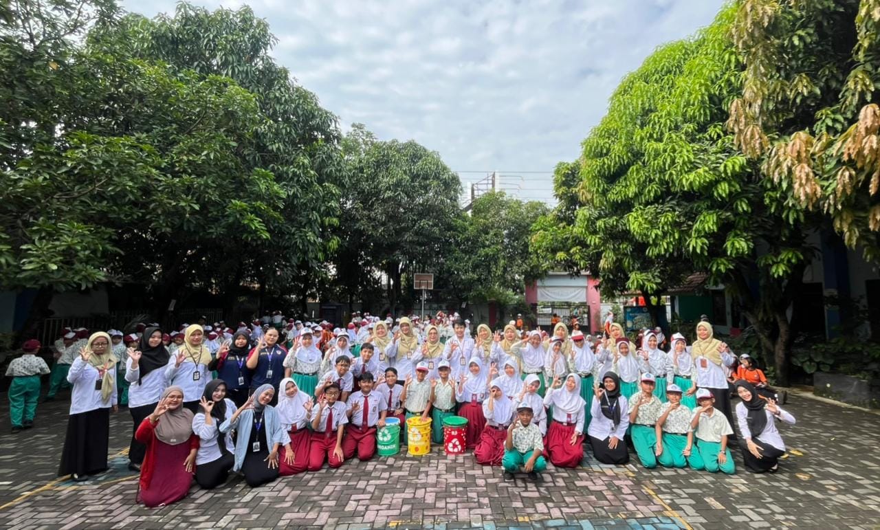 Siaga Sejak Dini, Mahasiswa PPL UPGRIS Ajarkan Penanganan Kebakaran lewat Drama Pendek di SD Negeri Palebon 03