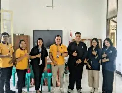 Dosen dan Mahasiswa Universitas Pignatelli Triputra Implementasikan Sistem Computer Based Test di SMP Kanisius Muntilan